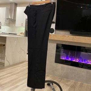 Black dress pants size 14 Daisy Fuentes